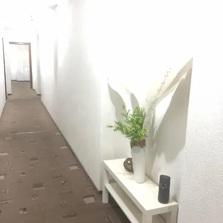Otel Adam Berlin