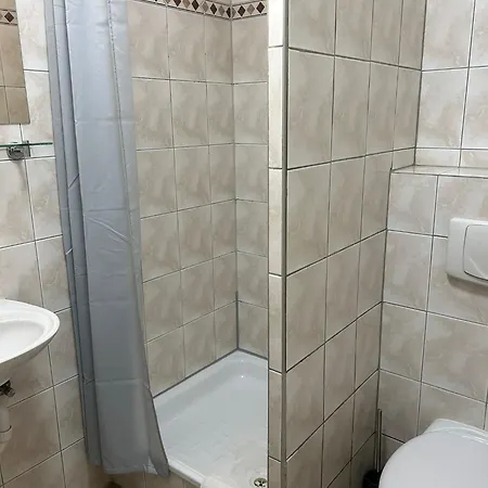 Hotel Adam